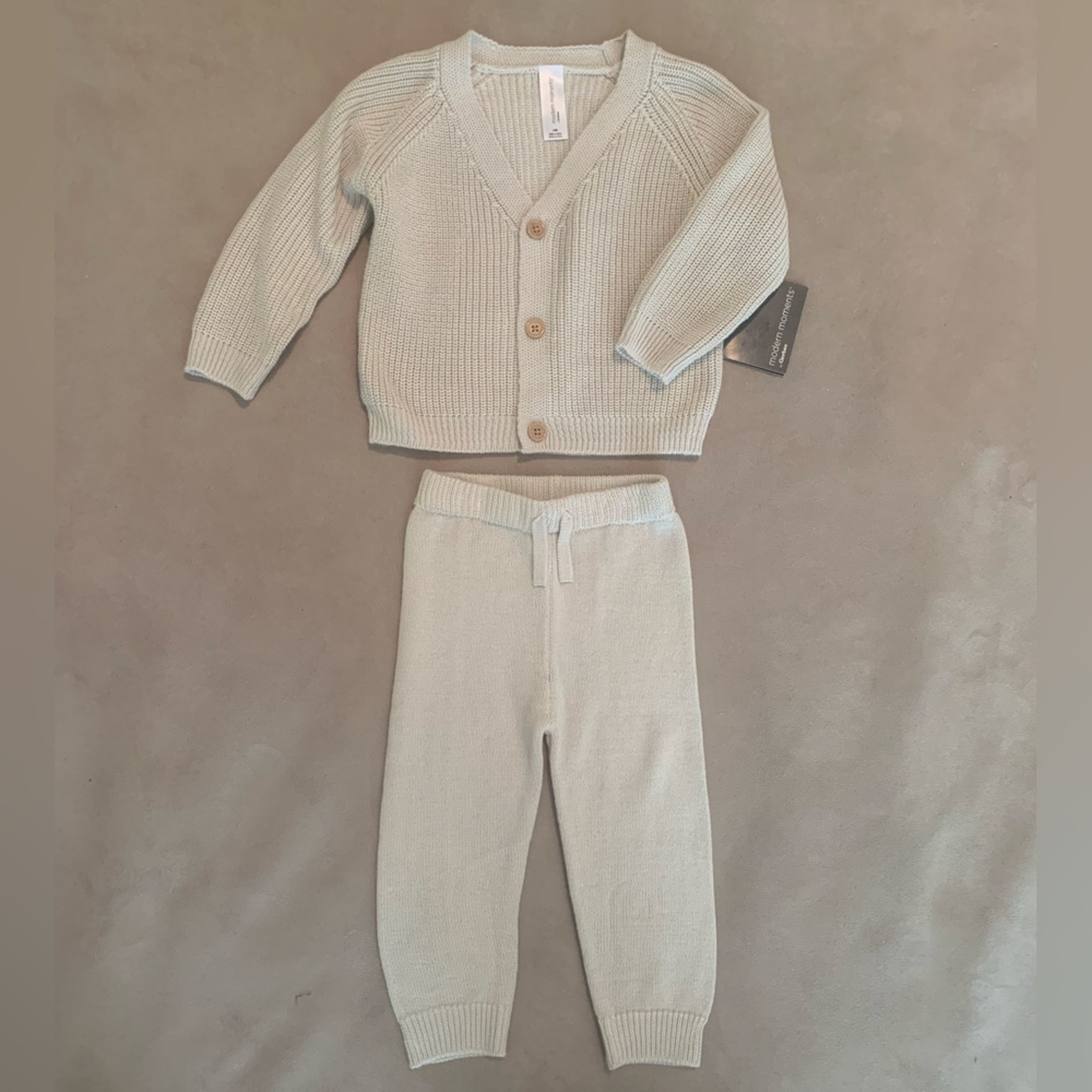 Knit Cardigan and Pants Set- size 18 M